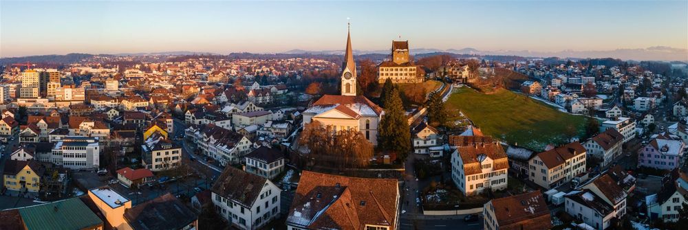 Rent aerial work platforms and construction machinery in Uster