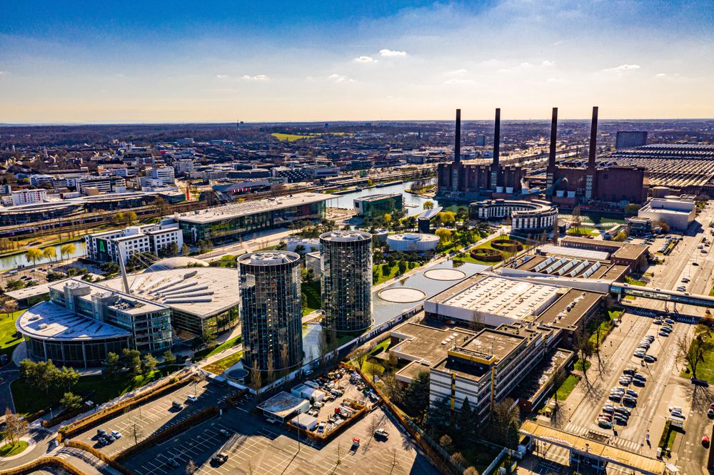 Rent construction machinery & aerial work platforms in Wolfsburg