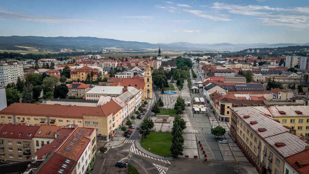 Aerial work platform and construction machinery rental in Zvolen