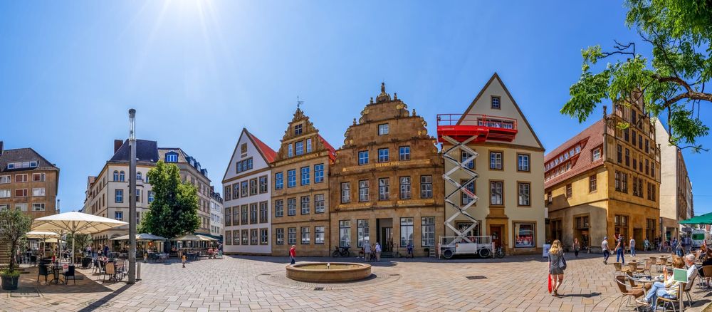 Arbeitsbühnen und Stapler in Bielefeld preiswert mieten
