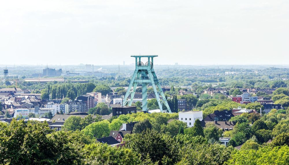 Arbeitsbühnen und Stapler in Bochum preiswert mieten