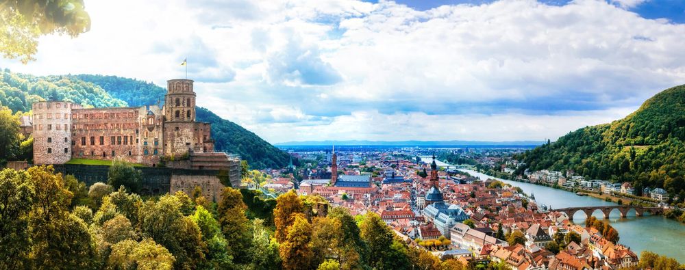 Arbeitsbühnen und Stapler in Heidelberg preiswert mieten