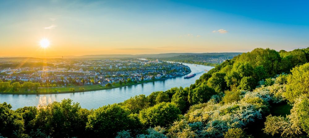 Arbeitsbühnen und Stapler in Koblenz preiswert mieten
