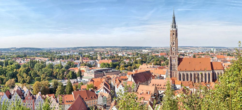 Arbeitsbühnen und Stapler in Landshut preiswert mieten