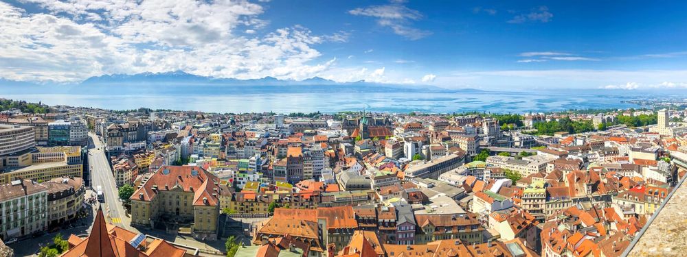 Arbeitsbühnen und Stapler in Lausanne preiswert mieten
