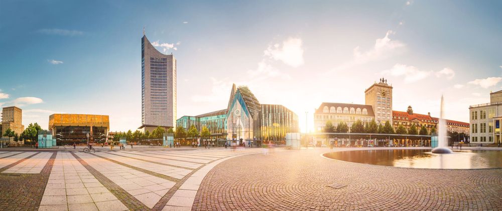 Arbeitsbühnen und Stapler in Leipzig preiswert mieten
