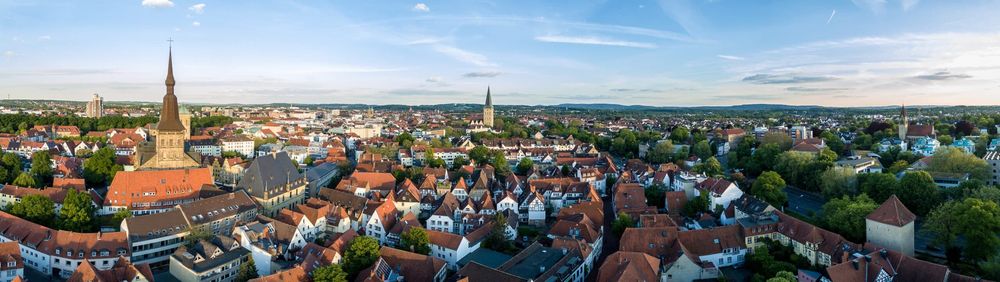 Arbeitsbühnen und Stapler in Osnabrück preiswert mieten