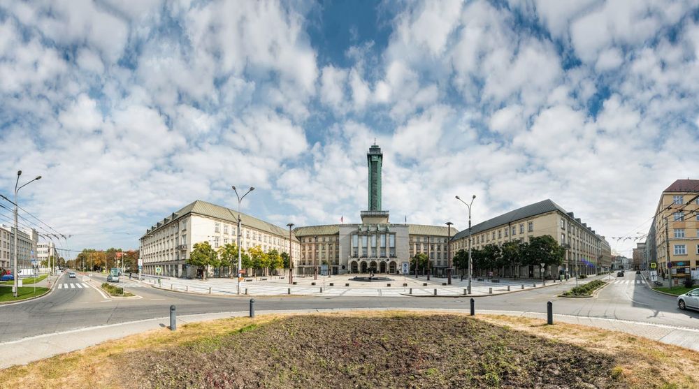 Rent work platforms and forklifts in Ostrava at a reasonable price