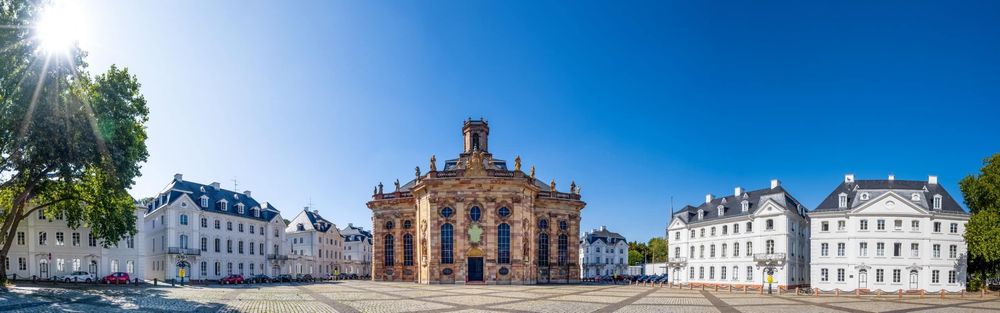 Arbeitsbühnen und Stapler in Saarbrücken preiswert mieten