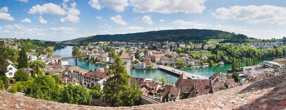 Arbeitsbühnen und Stapler in Schaffhausen preiswert mieten