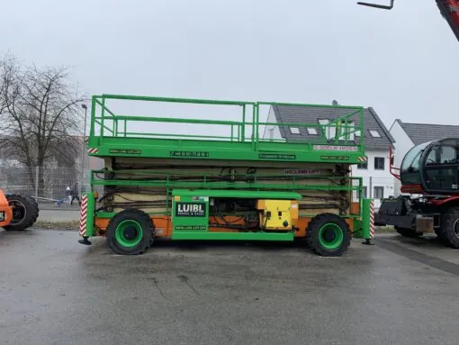 SBD-337 | Holland Lift Megastar G320