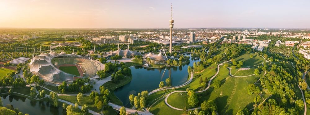 Arbeitsbühnen und Stapler in München preiswert mieten